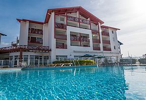 Appart-hôtel Hendaye - Résidence Mer et Golf Sokoburu vue extérieure