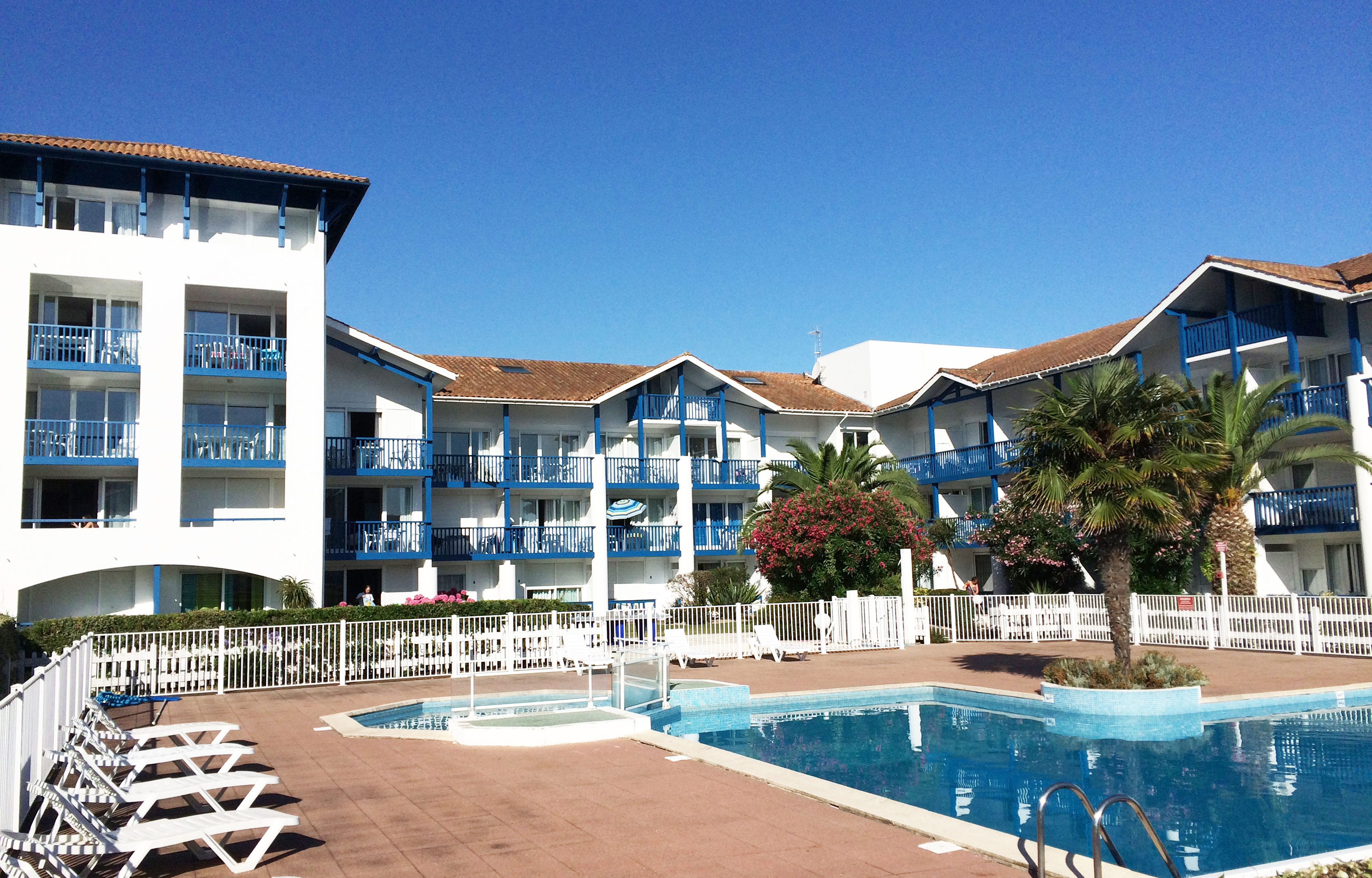 Appart Hotel Urrugne Saint Jean De Luz Residence Fort Socoa Proche Saint Jean De Luz Mer Et Golf